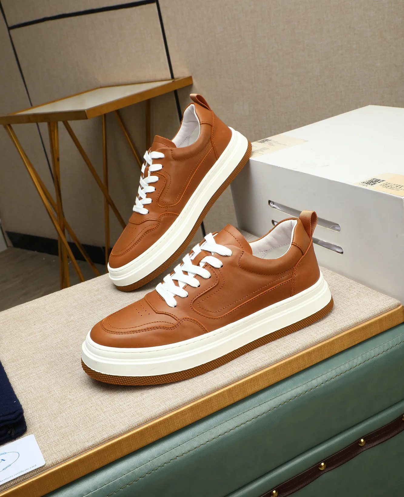 Men's men's shoes 💰460 high-end version. PRADA (Prada) men's casual style, compare the quality at the counter 🧚🏿♂️Imported cowhide fabric 🐎Water-dyed comfortable and soft cowhide lining for feet 🐂Genuine leather outsole with label 🎉 Size 38-44. Can be customized for 45💥🏆